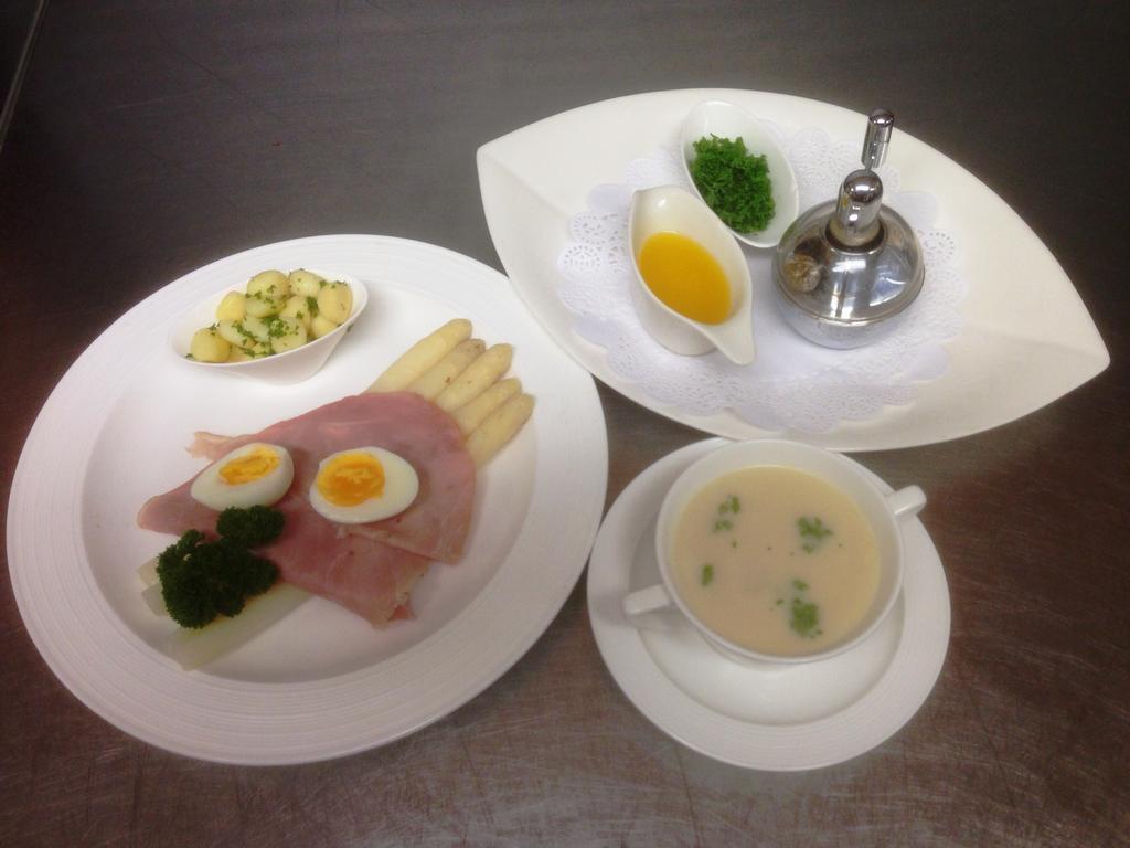 Oke Hotel De Leygraaf Heeswijk Dinther อูเดน ภายนอก รูปภาพ