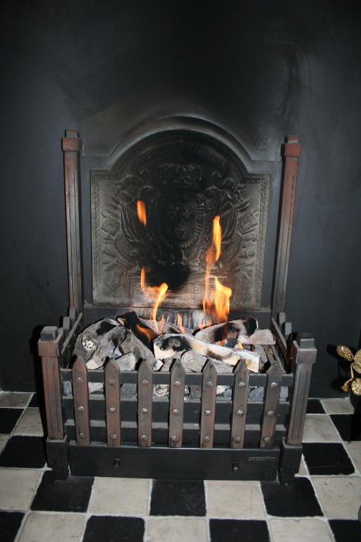 Oke Hotel De Leygraaf Heeswijk Dinther อูเดน ภายนอก รูปภาพ