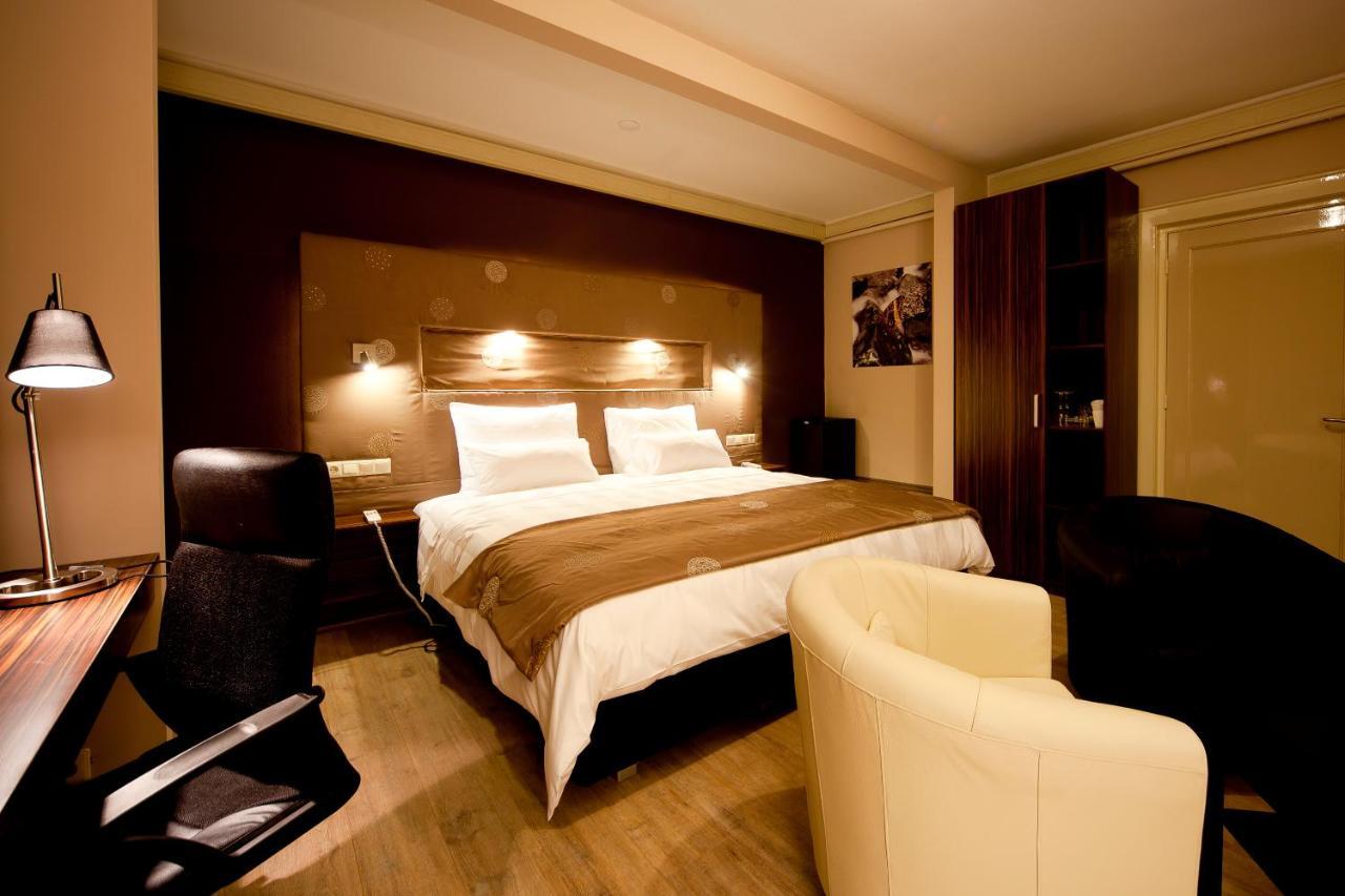 Oke Hotel De Leygraaf Heeswijk Dinther อูเดน ภายนอก รูปภาพ